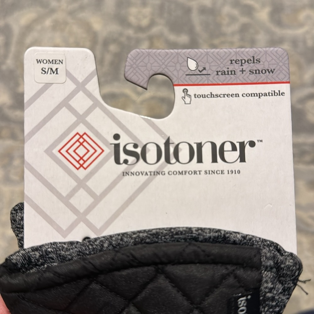 Isotoner touchscreen compatible gloves - Picture 3 of 3